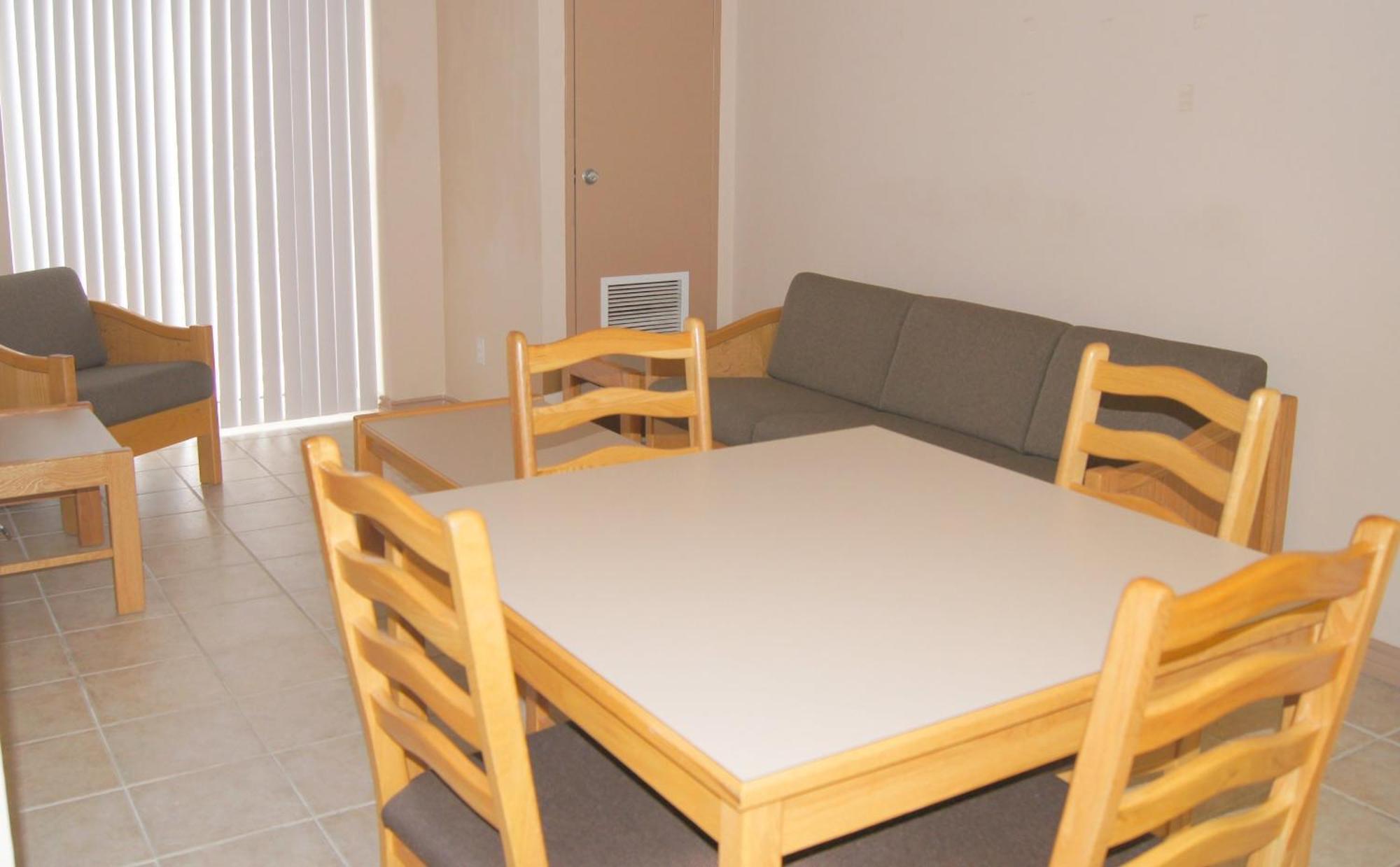 Hotel Laurier - Apartment Style Residence Waterloo Ngoại thất bức ảnh
